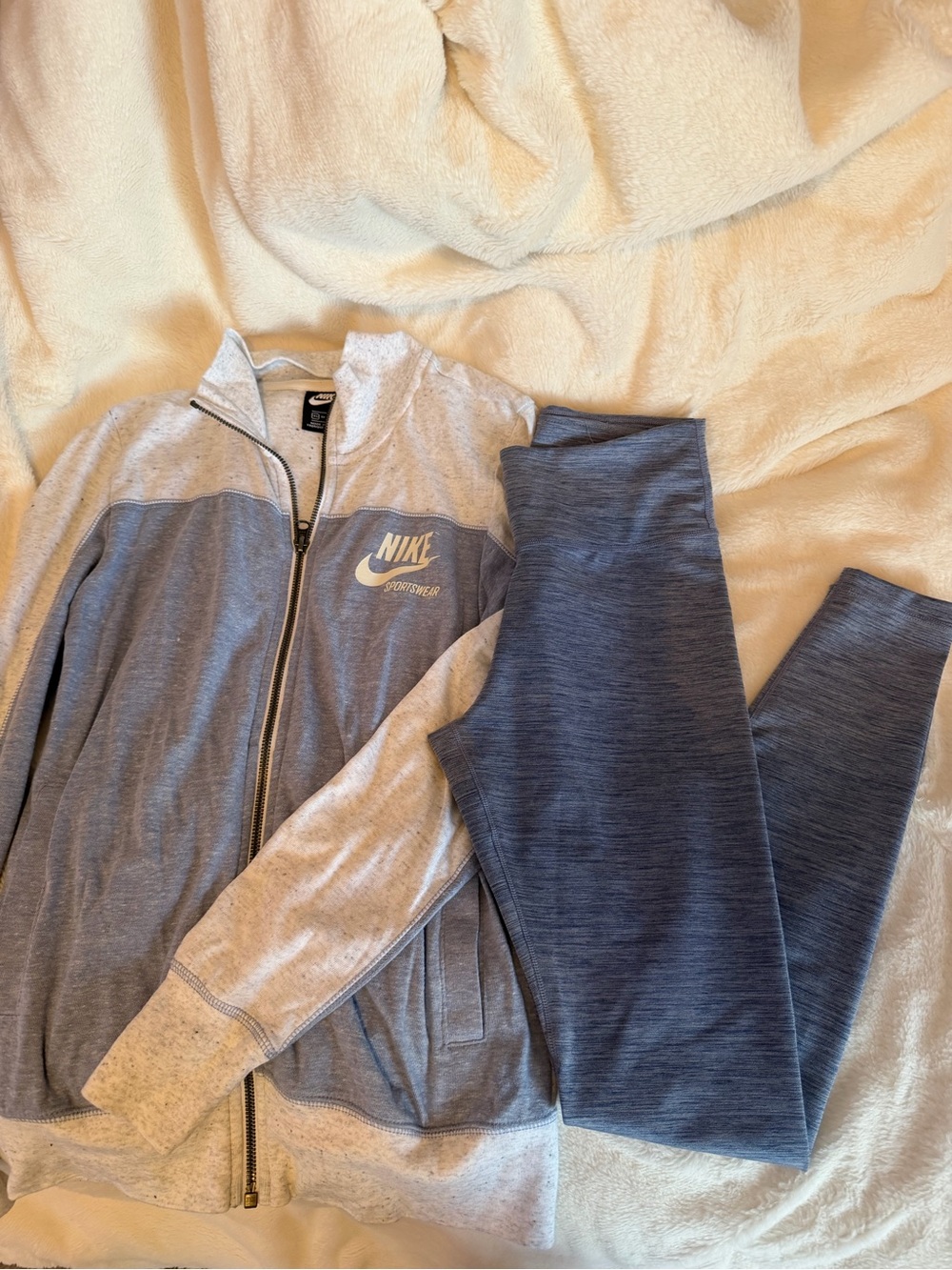 Nike jacket and leggings